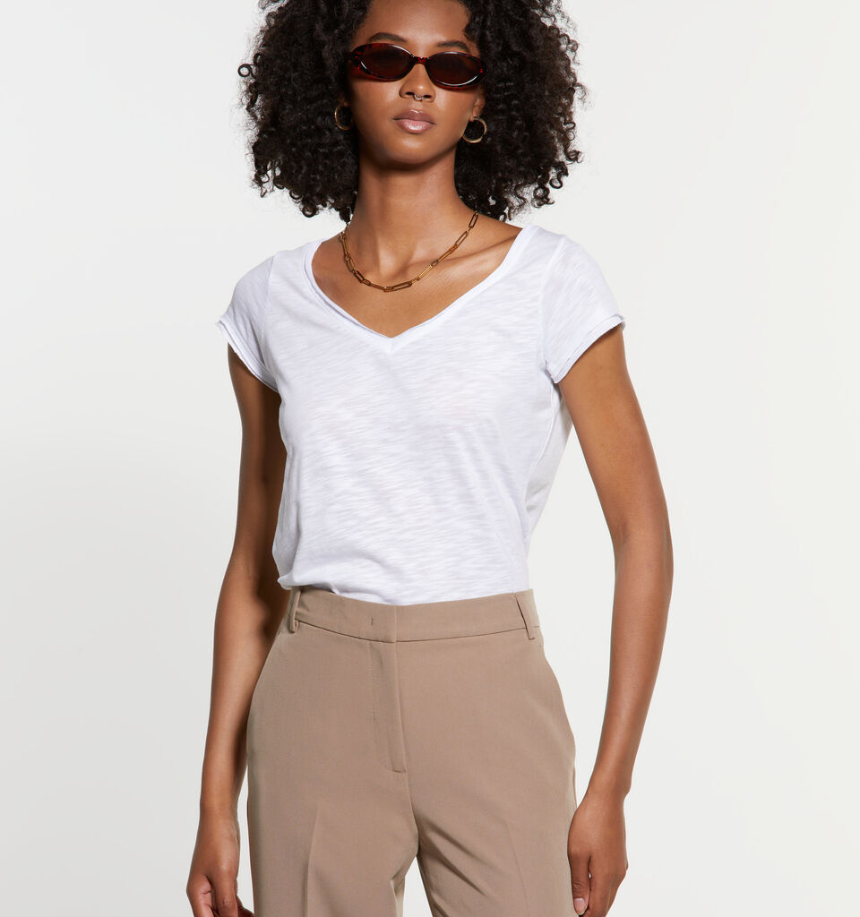 T-shirt scollo a V bianca - t-shirt a manica corta da donna - Bianco | Sisley image number 3